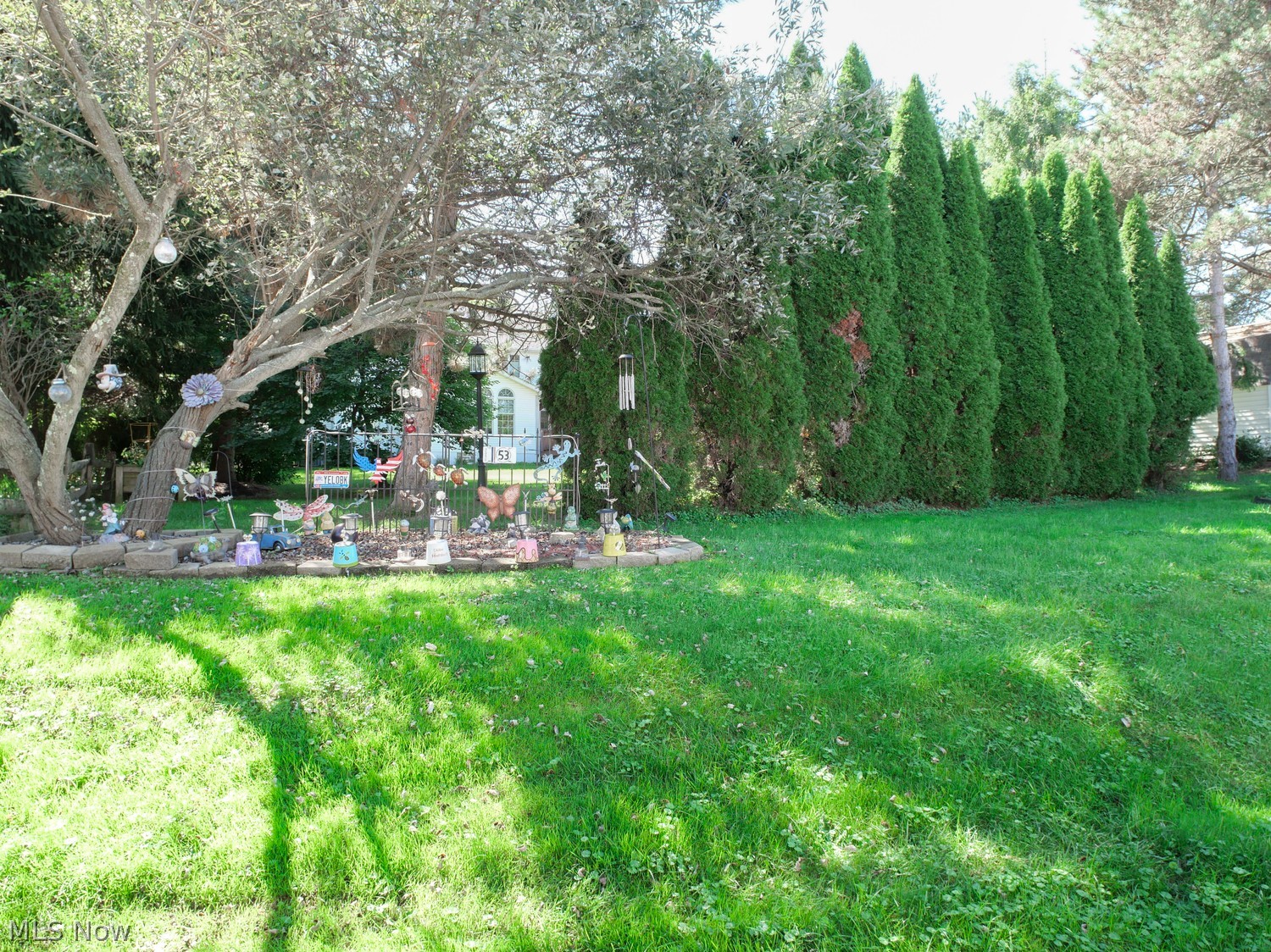 812 Woodfield Court Youngstown OH 44512