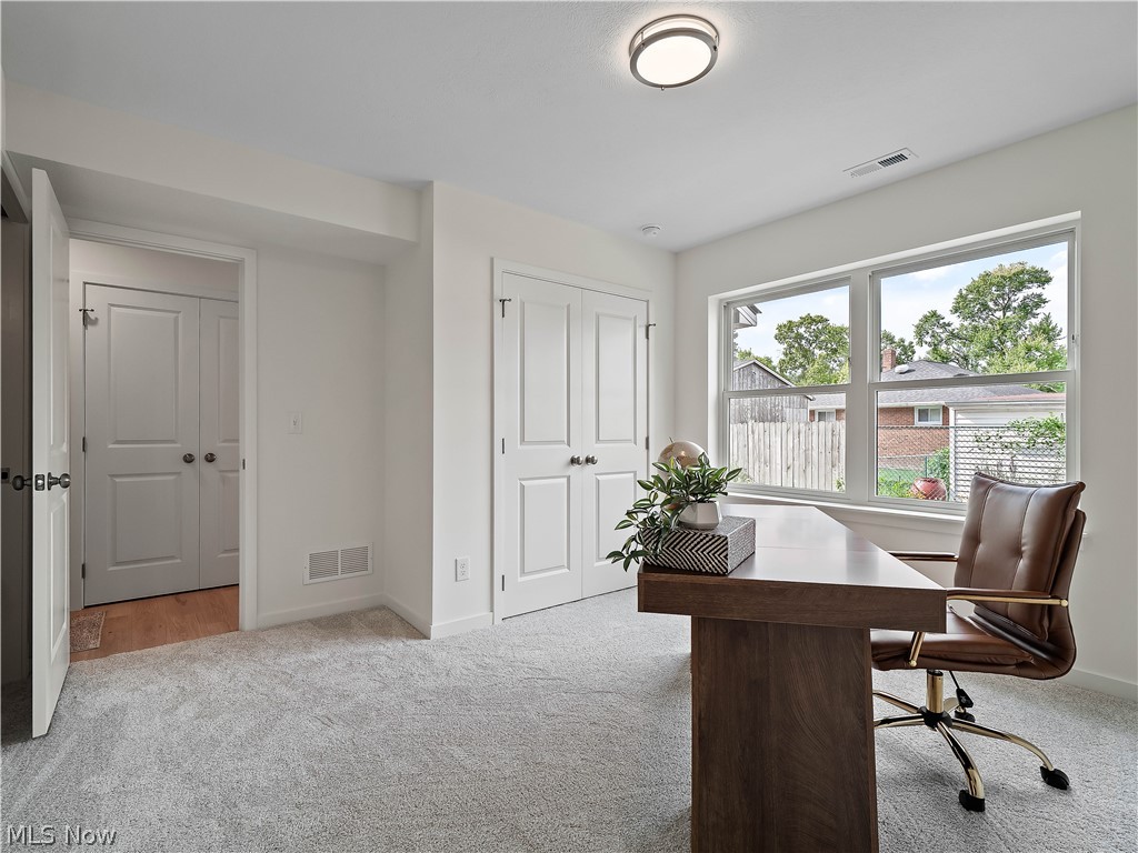 3274 Warren Road Cleveland OH 44111