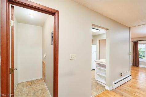 2 Meadowlawn Drive Mentor OH 44060