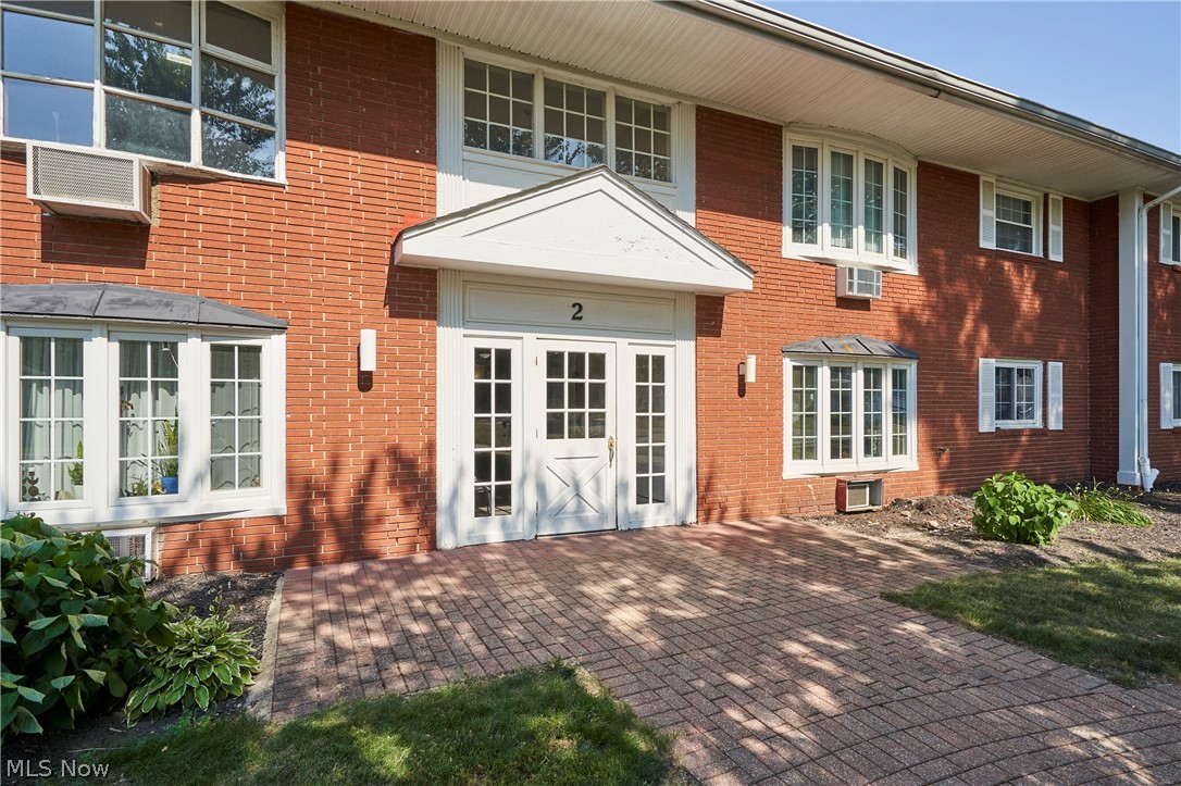 2 Meadowlawn Drive Mentor OH 44060