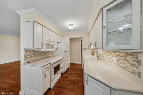 491 Tollis Parkway Broadview Heights OH 44147