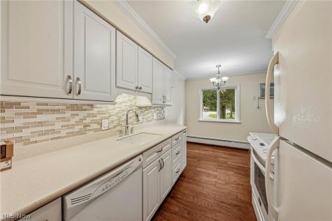 491 Tollis Parkway Broadview Heights OH 44147
