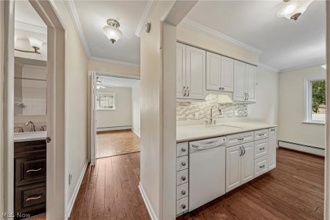 491 Tollis Parkway Broadview Heights OH 44147