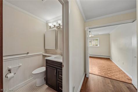491 Tollis Parkway Broadview Heights OH 44147