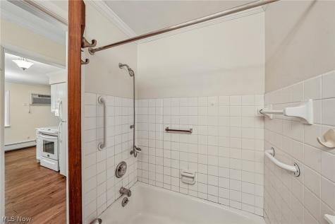 491 Tollis Parkway Broadview Heights OH 44147