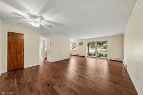 491 Tollis Parkway Broadview Heights OH 44147