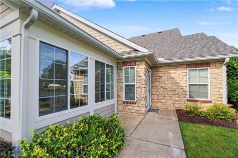 1302 Bridgewater Way N Mansfield OH 44906