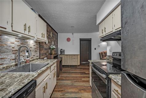 16430 Heather Lane Middleburg Heights OH 44130
