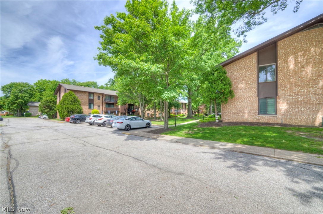 16430 Heather Lane Middleburg Heights OH 44130