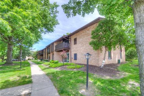 16430 Heather Lane Middleburg Heights OH 44130