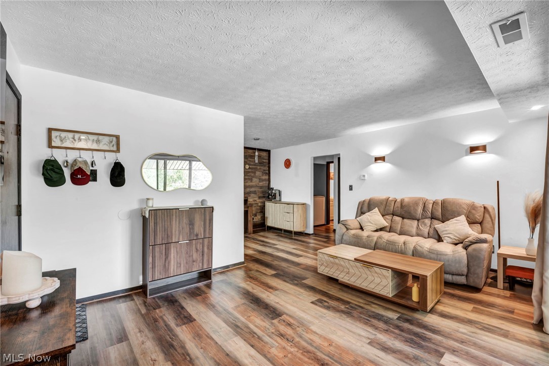 16430 Heather Lane Middleburg Heights OH 44130