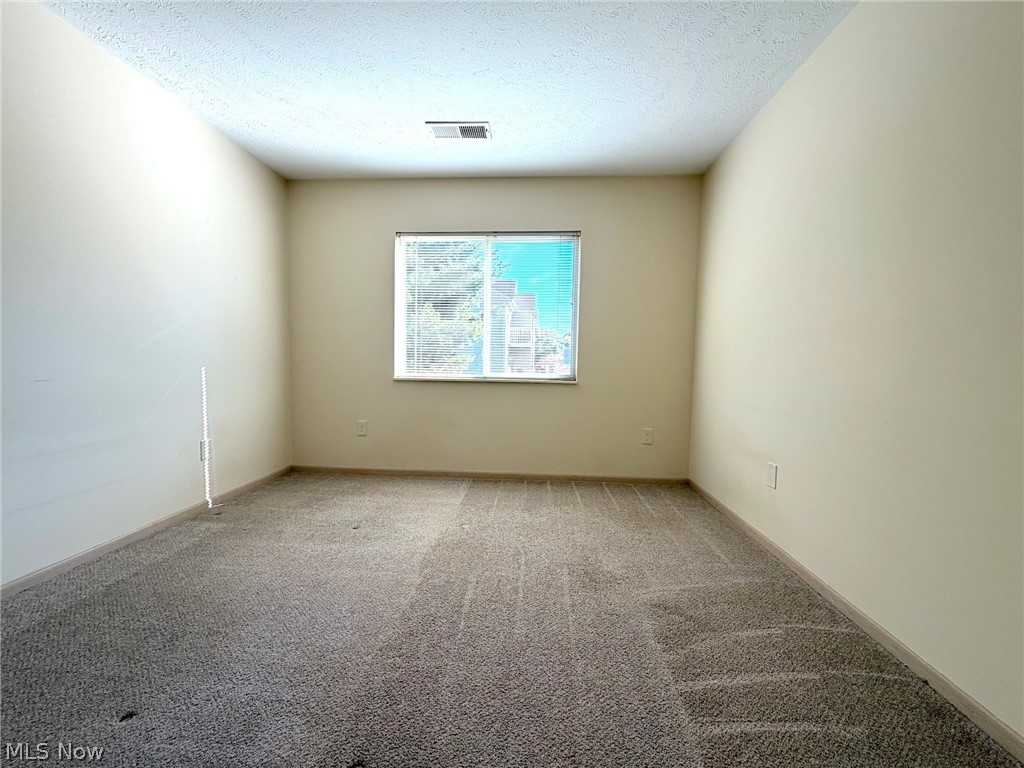 1432 Buckingham Gate Boulevard Cuyahoga Falls OH 44221