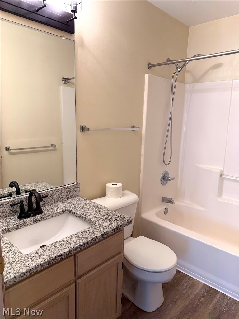 1432 Buckingham Gate Boulevard Cuyahoga Falls OH 44221