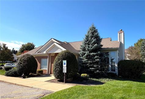 1432 Buckingham Gate Boulevard Cuyahoga Falls OH 44221