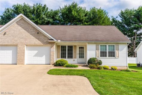 315 Abby Lane Hartville OH 44632