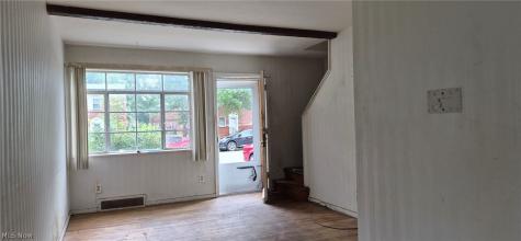 421 Kenwood Drive Euclid OH 44123