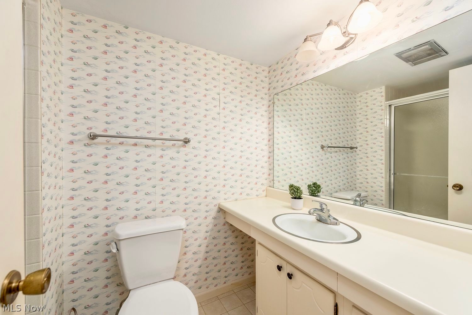 22701 Center Ridge Road Rocky River OH 44116
