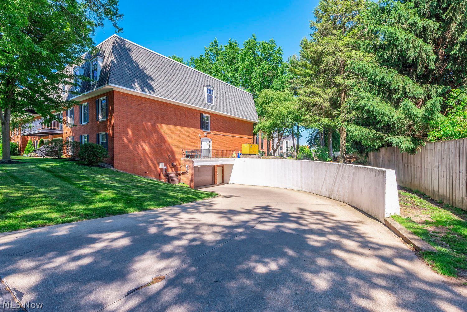 22701 Center Ridge Road Rocky River OH 44116