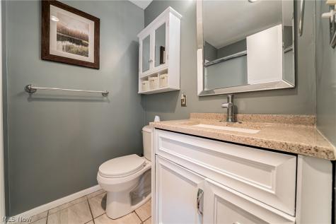 18501 Hilliard Boulevard Rocky River OH 44116