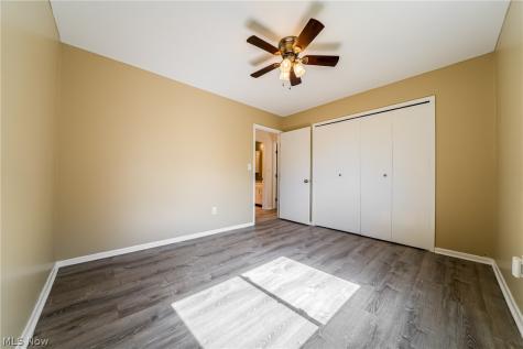 18501 Hilliard Boulevard Rocky River OH 44116