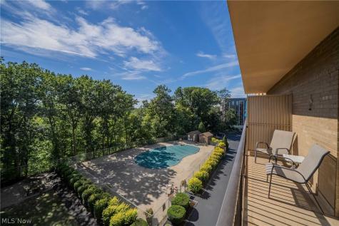 18501 Hilliard Boulevard Rocky River OH 44116