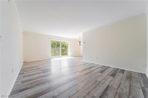 18501 Hilliard Boulevard Rocky River OH 44116