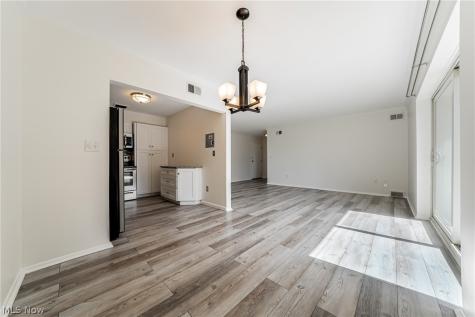 18501 Hilliard Boulevard Rocky River OH 44116