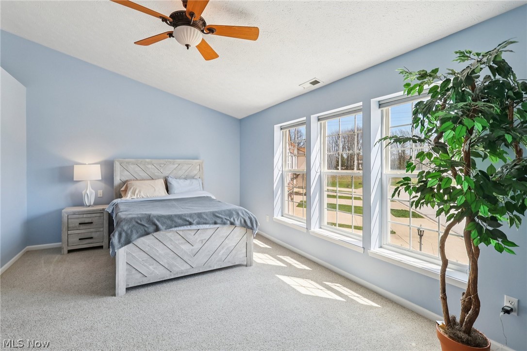 1437 N Yorkshire Drive Broadview Heights OH 44147
