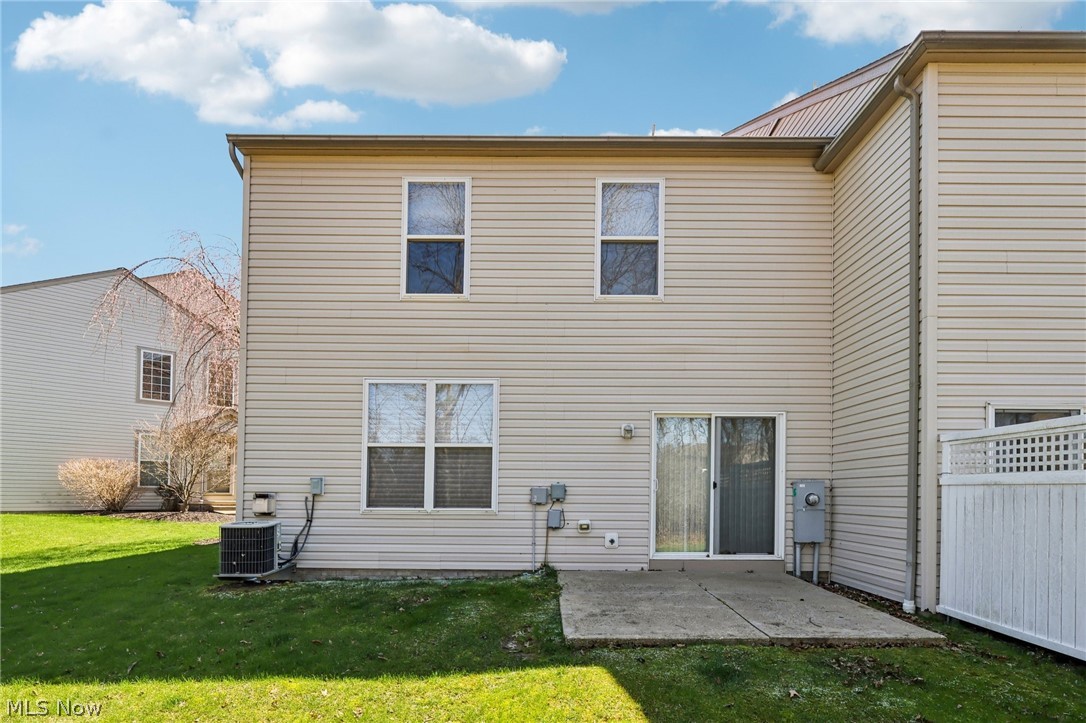 1437 N Yorkshire Drive Broadview Heights OH 44147