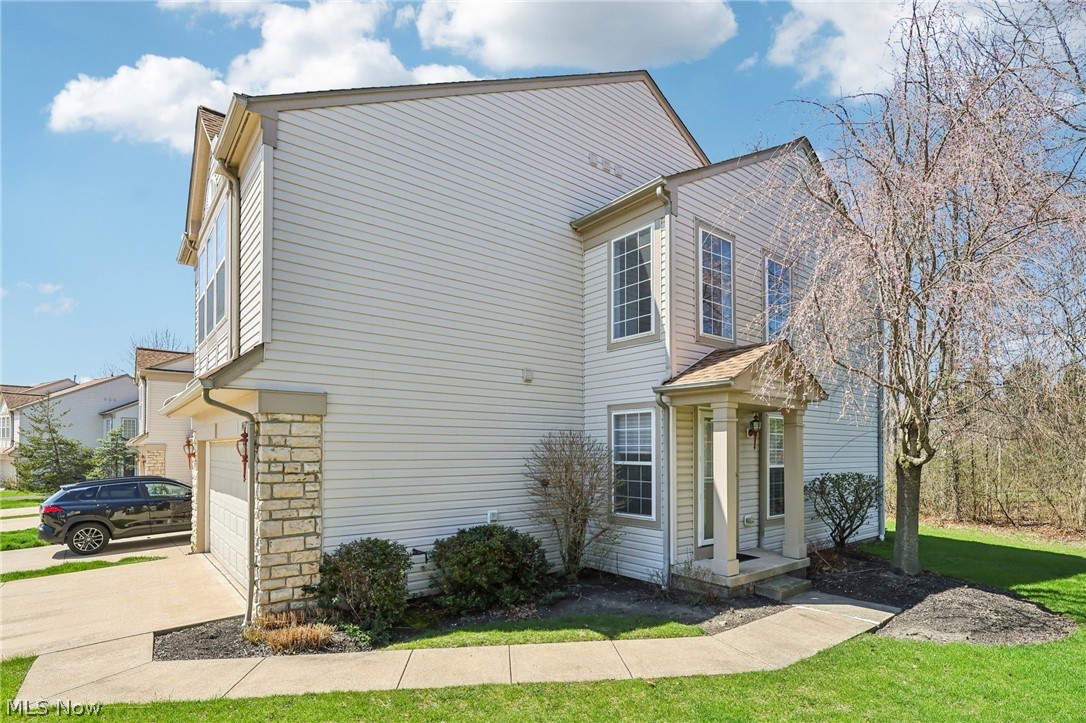 1437 N Yorkshire Drive Broadview Heights OH 44147