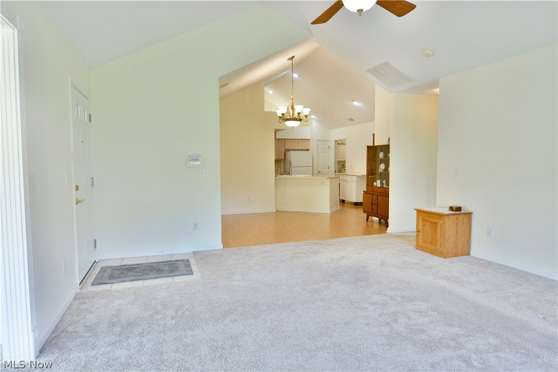 1103 Willow Brook Drive NE Warren OH 44483