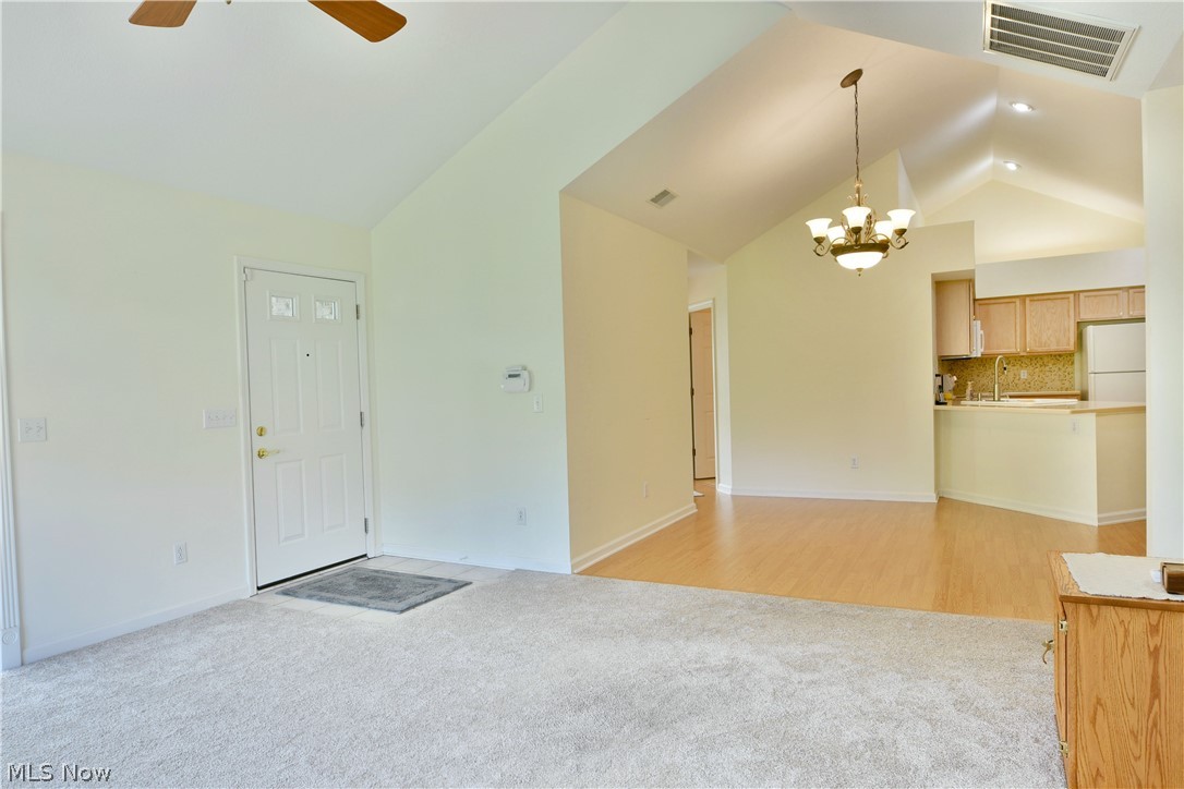 1103 Willow Brook Drive NE Warren OH 44483