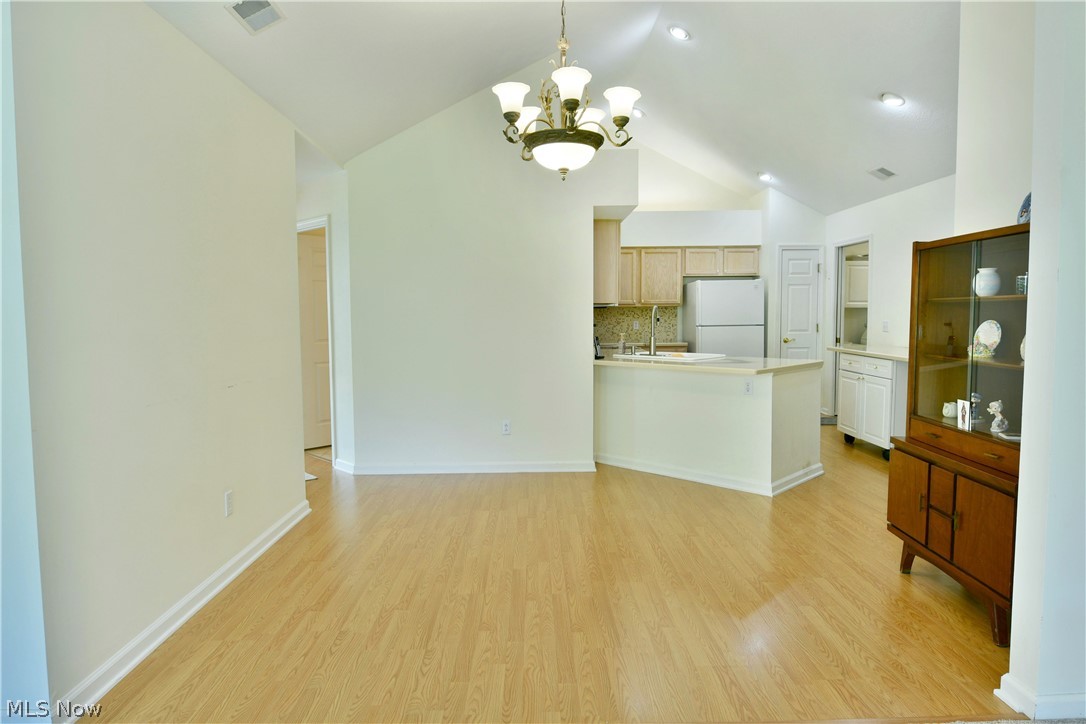 1103 Willow Brook Drive NE Warren OH 44483