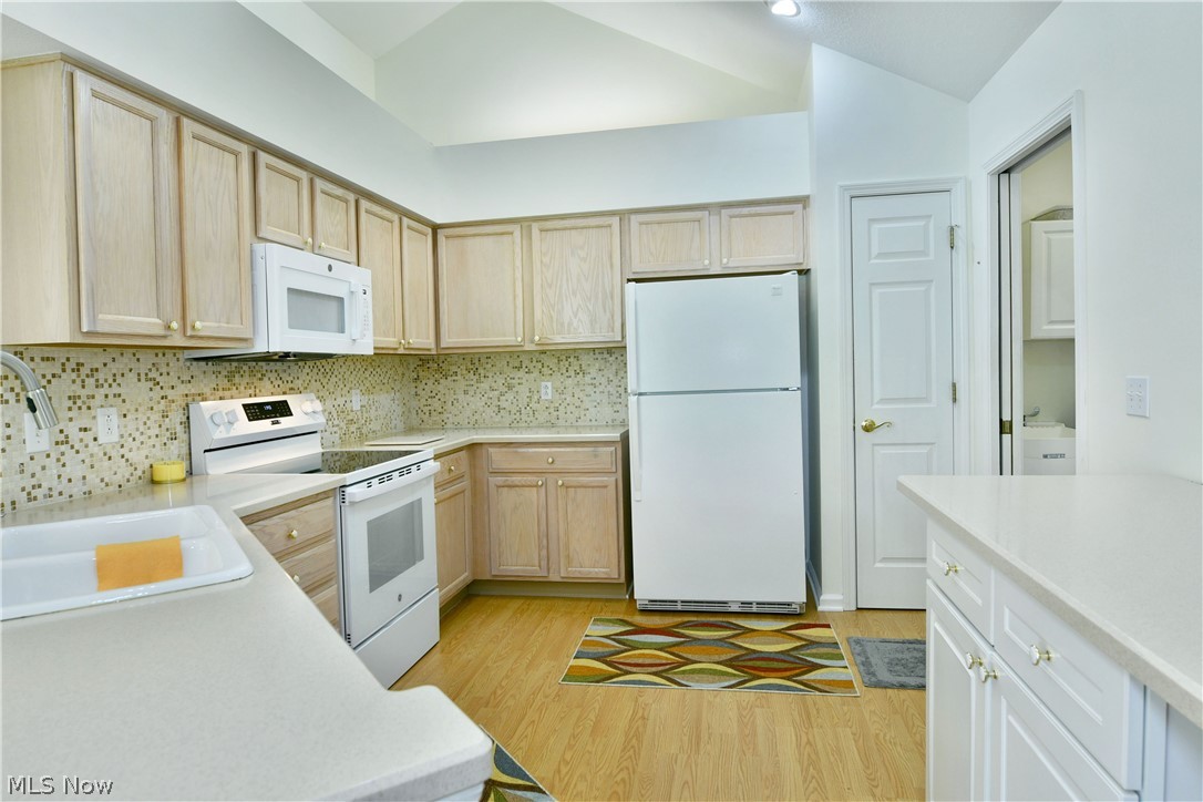 1103 Willow Brook Drive NE Warren OH 44483