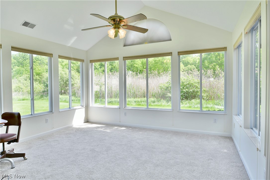 1103 Willow Brook Drive NE Warren OH 44483