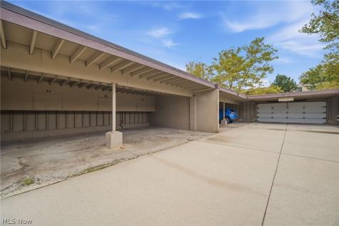 9620 Cove Drive North Royalton OH 44133
