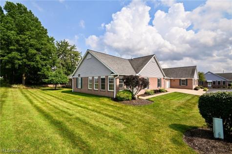 12782 Forsythia Avenue NW Uniontown OH 44685