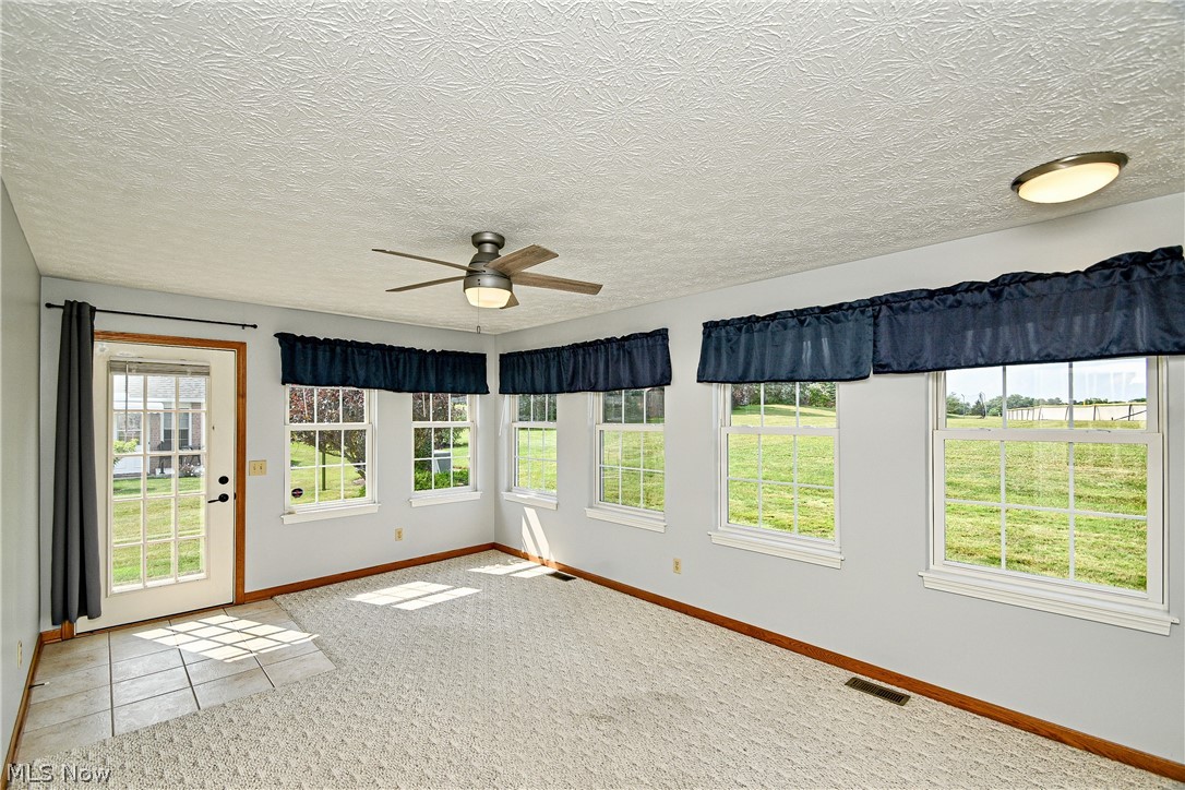 12782 Forsythia Avenue NW Uniontown OH 44685