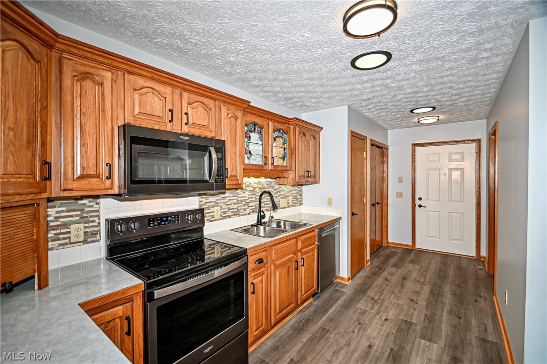12782 Forsythia Avenue NW Uniontown OH 44685