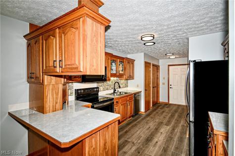 12782 Forsythia Avenue NW Uniontown OH 44685