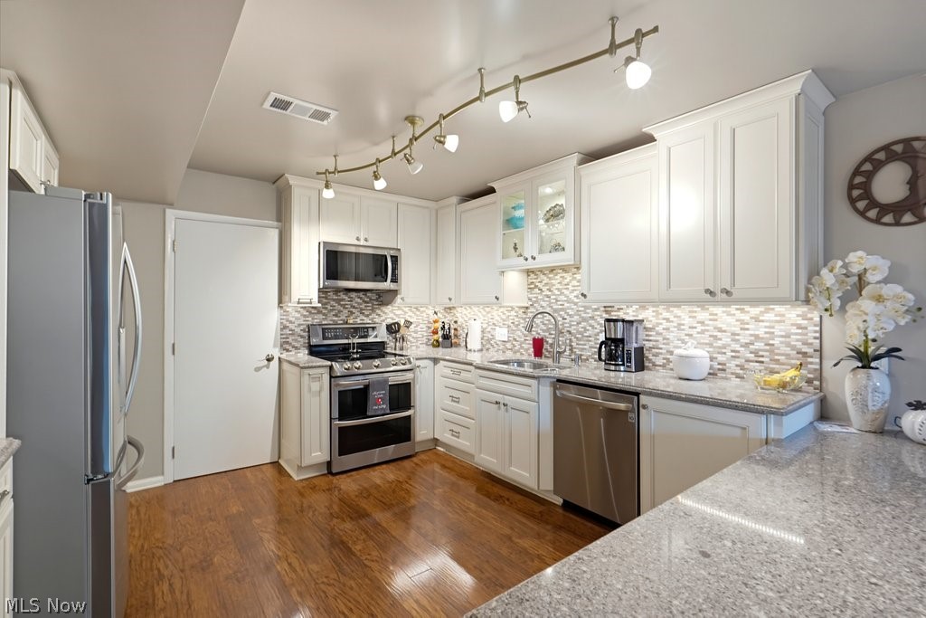 657 Hampton Ridge Drive Akron OH 44313