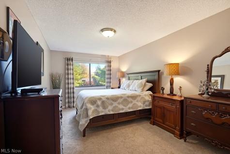 657 Hampton Ridge Drive Akron OH 44313