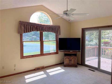121 Oakley Green Drive Elyria OH 44035