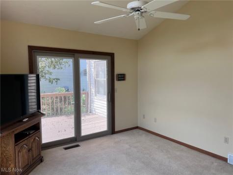 121 Oakley Green Drive Elyria OH 44035
