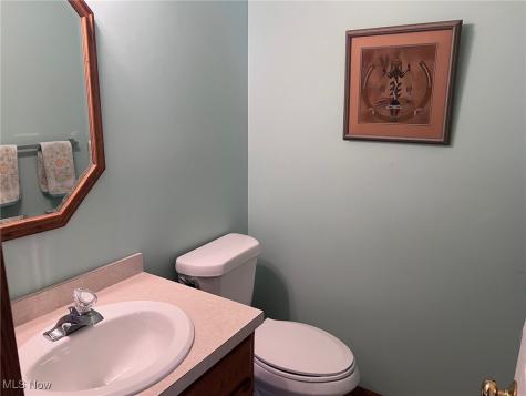 121 Oakley Green Drive Elyria OH 44035