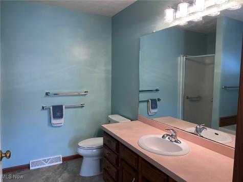 121 Oakley Green Drive Elyria OH 44035