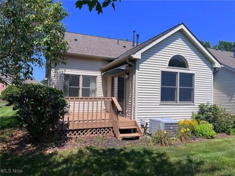 121 Oakley Green Drive Elyria OH 44035