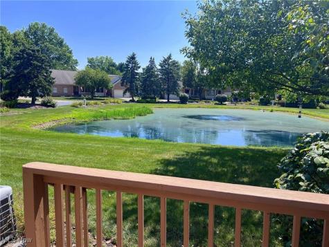 121 Oakley Green Drive Elyria OH 44035