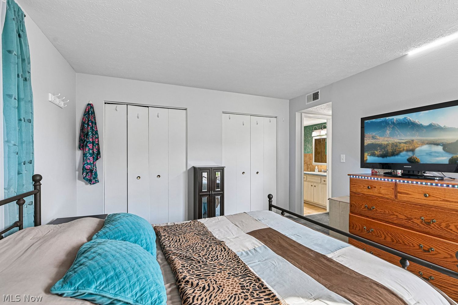 4187 Columbia Road North Olmsted OH 44070