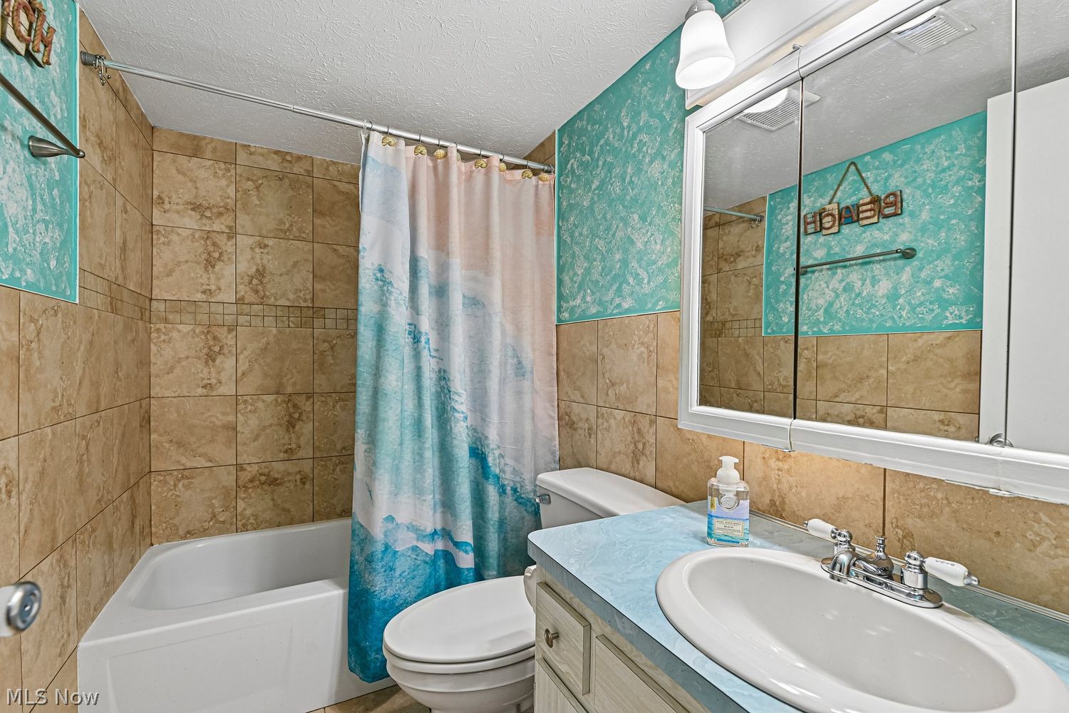 4187 Columbia Road North Olmsted OH 44070